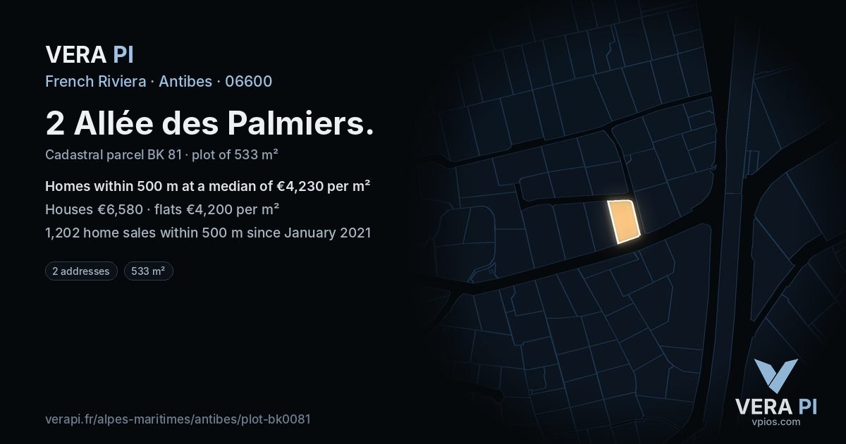 2 Allée des Palmiers, Antibes at night – the plot lit, the parcels around coloured by the prices near them