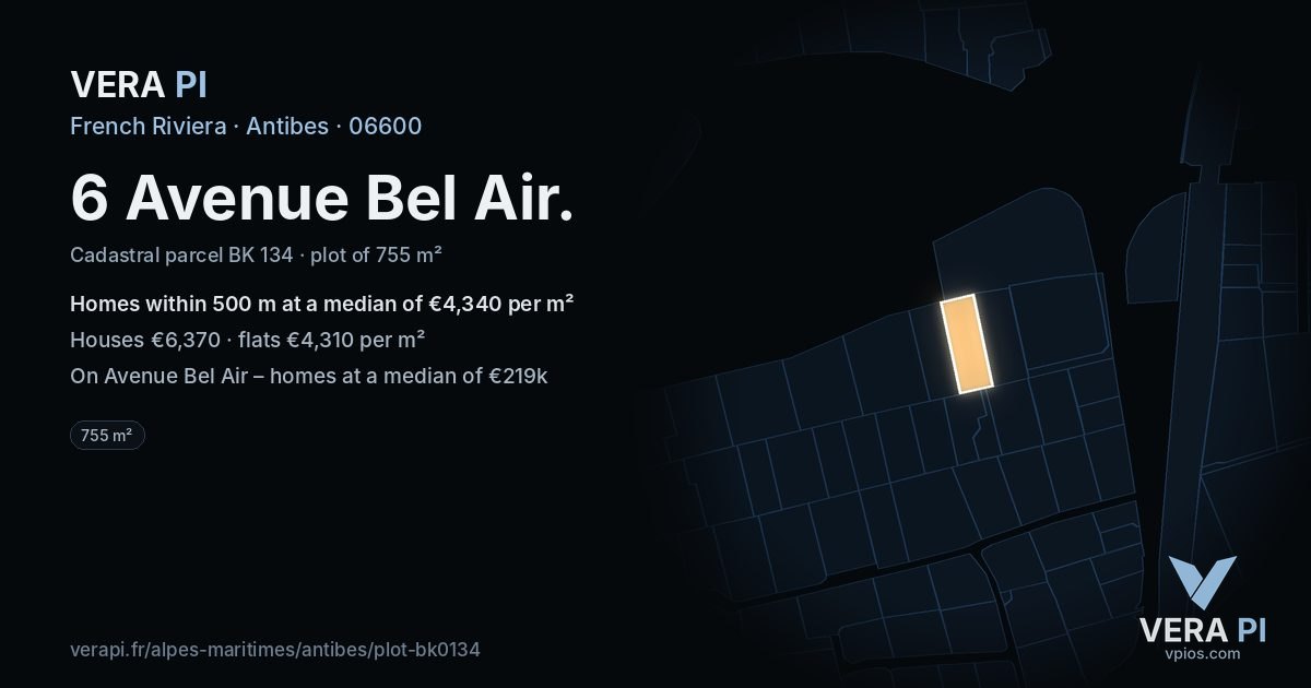 6 Avenue Bel Air, Antibes at night – the plot lit, the parcels around coloured by the prices near them