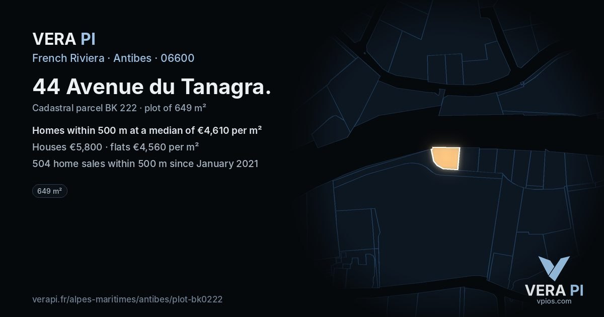 44 Avenue du Tanagra, Antibes at night – the plot lit, the parcels around coloured by the prices near them