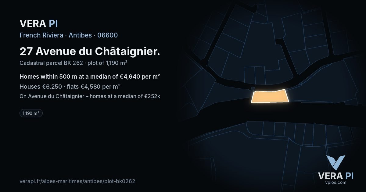 27 Avenue du Châtaignier, Antibes at night – the plot lit, the parcels around coloured by the prices near them