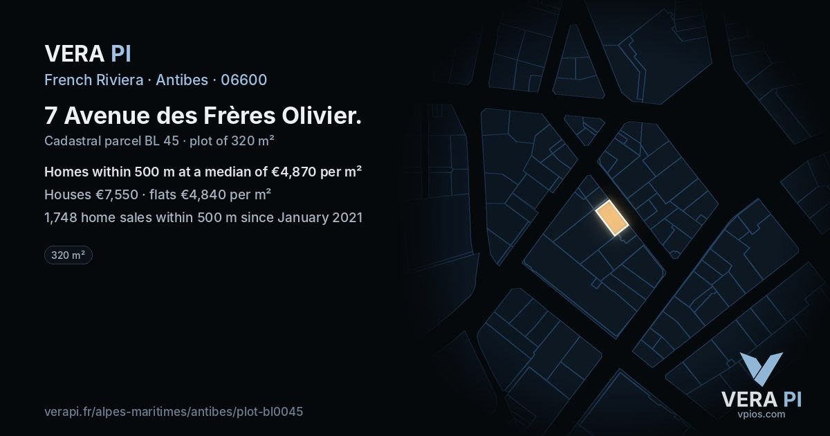 7 Avenue des Frères Olivier, Antibes at night – the plot lit, the parcels around coloured by the prices near them