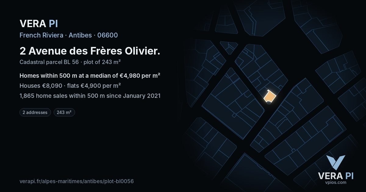 2 Avenue des Frères Olivier, Antibes at night – the plot lit, the parcels around coloured by the prices near them