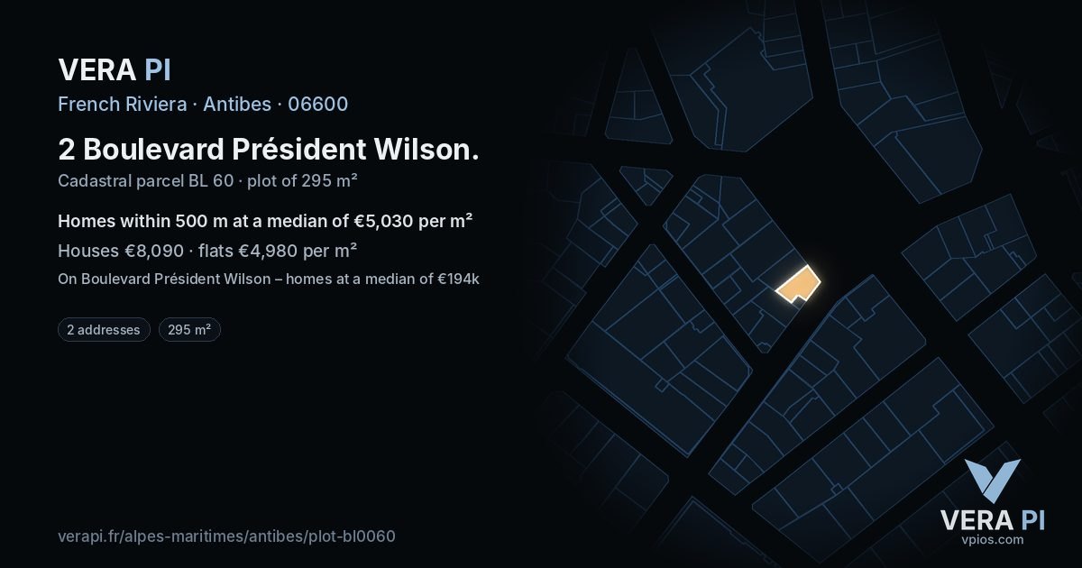 2 Boulevard Président Wilson, Antibes at night – the plot lit, the parcels around coloured by the prices near them
