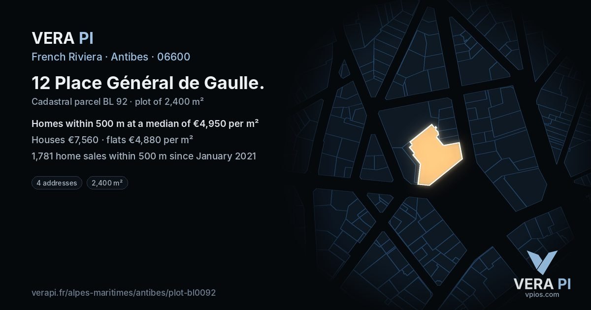 12 Place Général de Gaulle, Antibes at night – the plot lit, the parcels around coloured by the prices near them