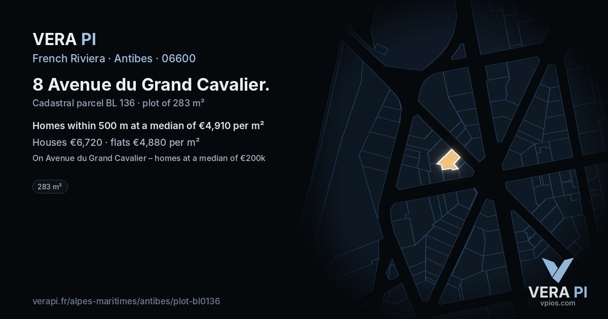 8 Avenue du Grand Cavalier, Antibes at night – the plot lit, the parcels around coloured by the prices near them