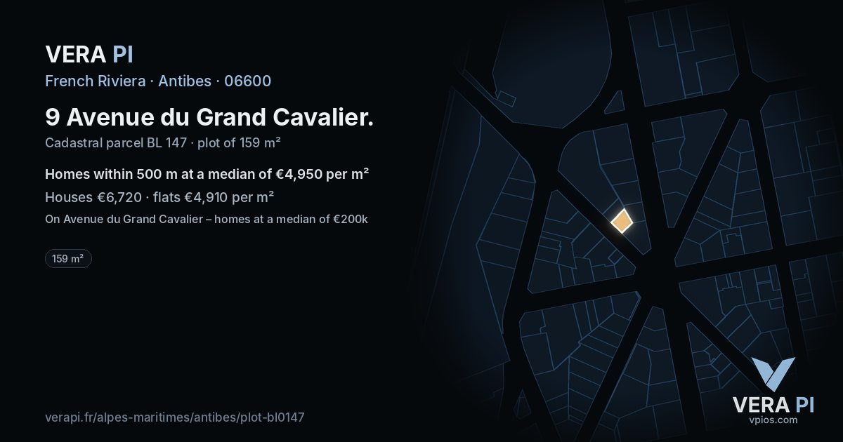 9 Avenue du Grand Cavalier, Antibes at night – the plot lit, the parcels around coloured by the prices near them