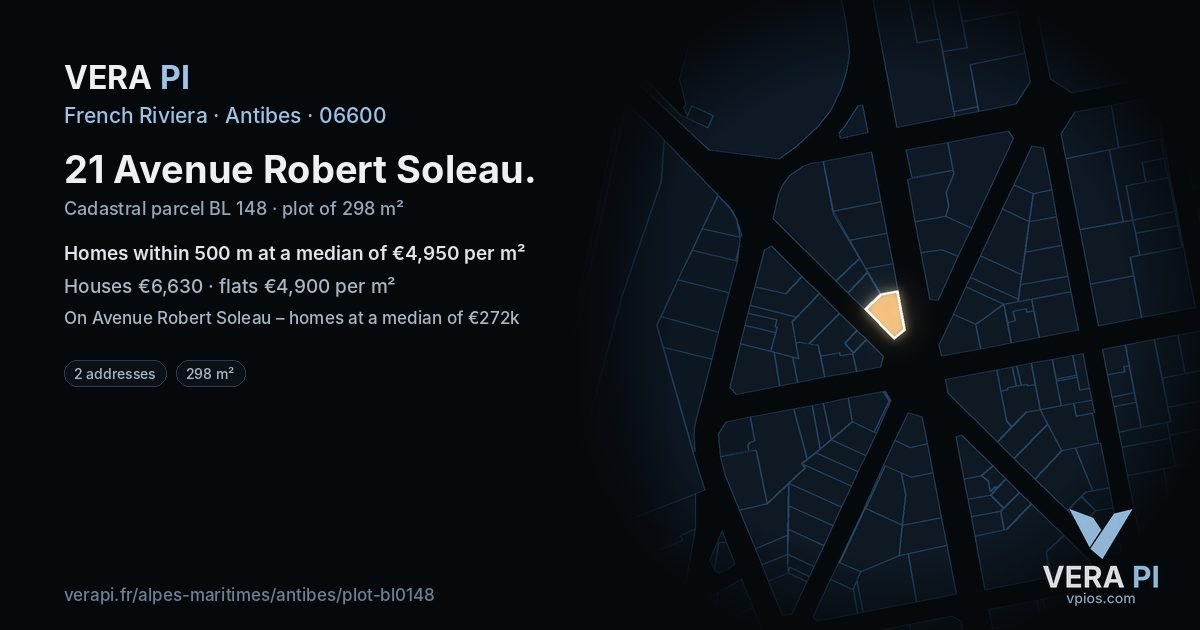 21 Avenue Robert Soleau, Antibes at night – the plot lit, the parcels around coloured by the prices near them