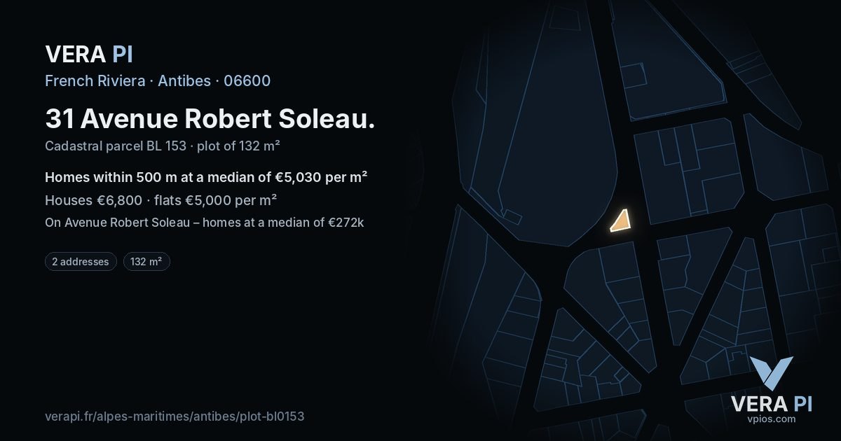 31 Avenue Robert Soleau, Antibes at night – the plot lit, the parcels around coloured by the prices near them