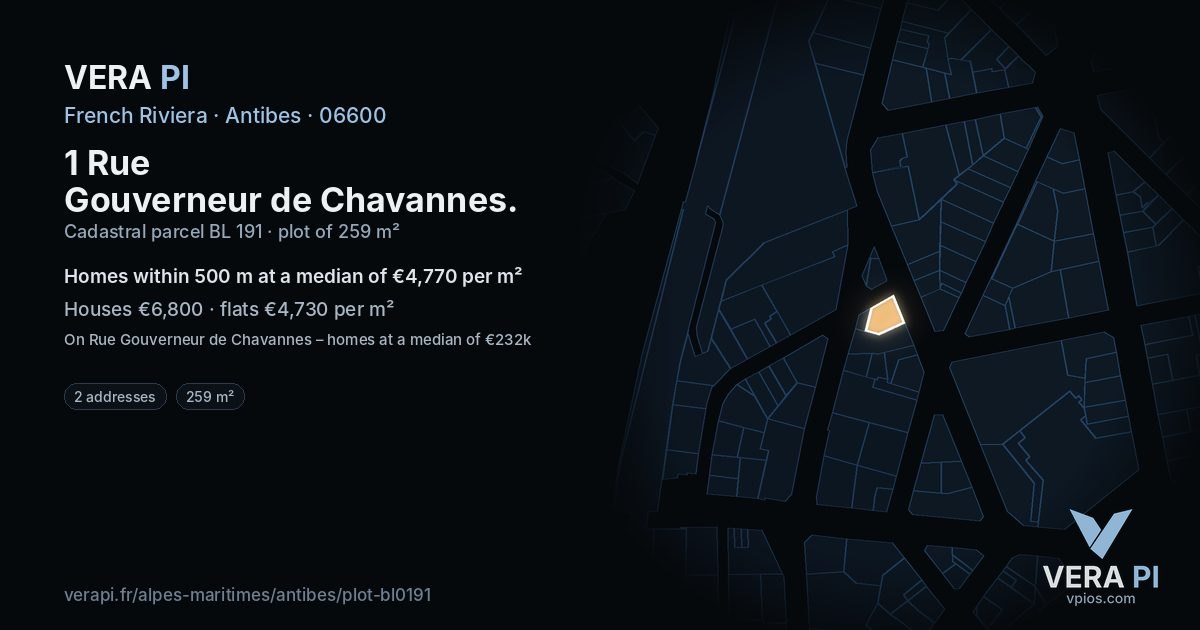 1 Rue Gouverneur de Chavannes, Antibes at night – the plot lit, the parcels around coloured by the prices near them