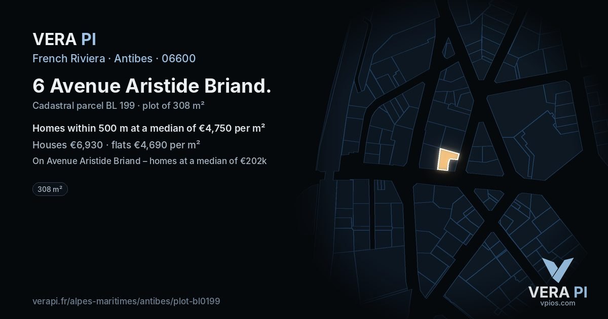 6 Avenue Aristide Briand, Antibes at night – the plot lit, the parcels around coloured by the prices near them