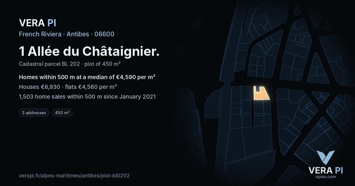 1 Allée du Châtaignier, Antibes at night – the plot lit, the parcels around coloured by the prices near them