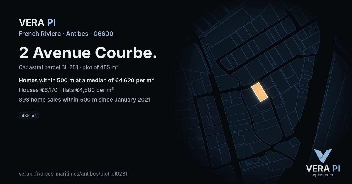 2 Avenue Courbe, Antibes at night – the plot lit, the parcels around coloured by the prices near them