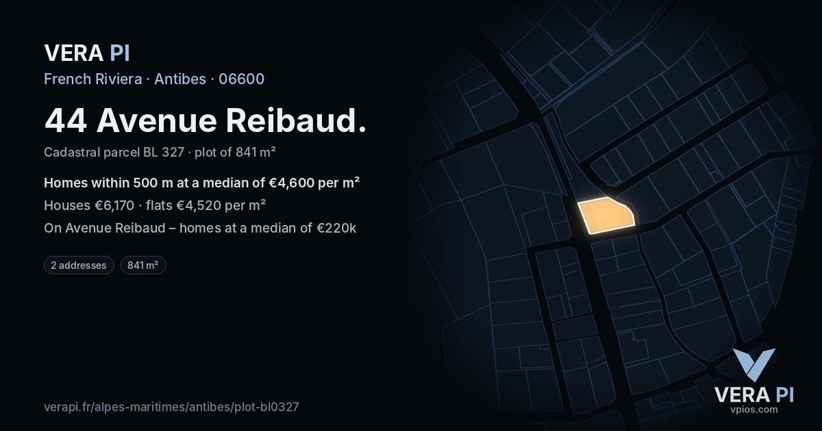 44 Avenue Reibaud, Antibes at night – the plot lit, the parcels around coloured by the prices near them