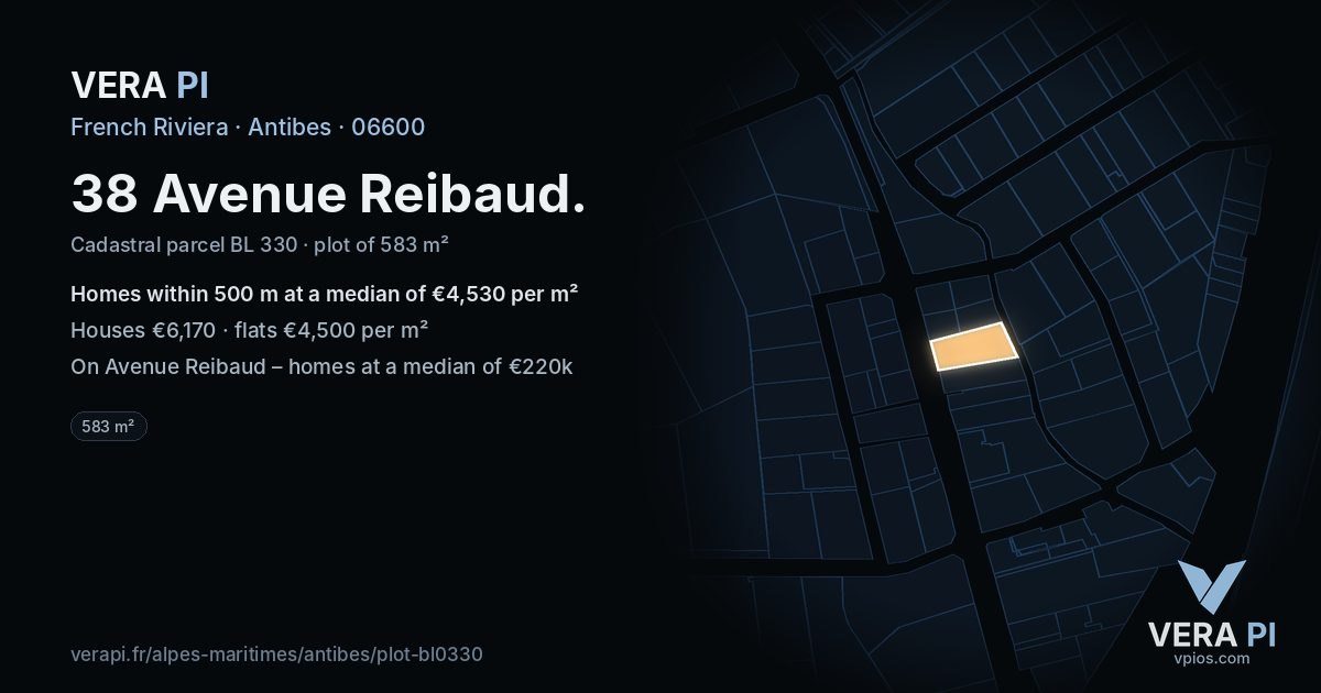 38 Avenue Reibaud, Antibes at night – the plot lit, the parcels around coloured by the prices near them