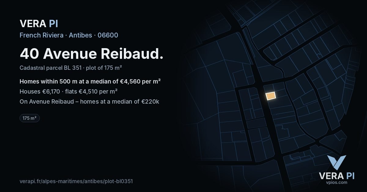 40 Avenue Reibaud, Antibes at night – the plot lit, the parcels around coloured by the prices near them
