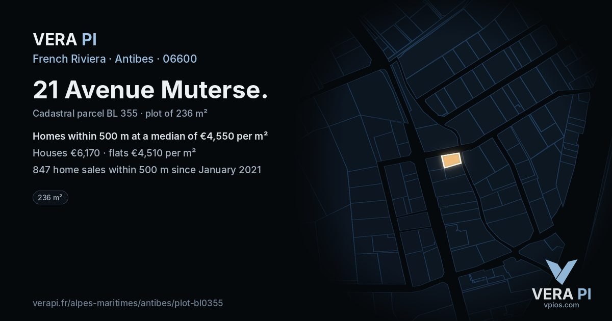 21 Avenue Muterse, Antibes at night – the plot lit, the parcels around coloured by the prices near them