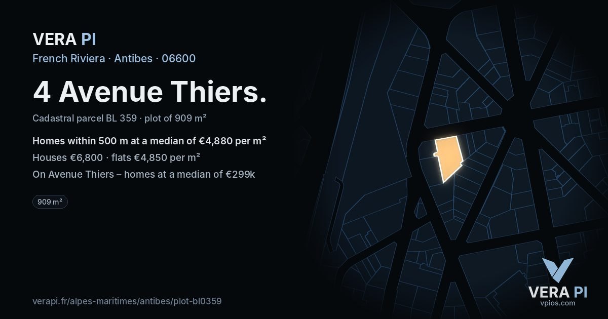 4 Avenue Thiers, Antibes at night – the plot lit, the parcels around coloured by the prices near them