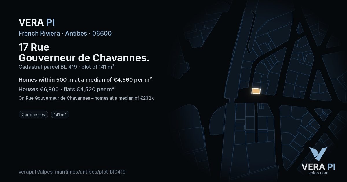 17 Rue Gouverneur de Chavannes, Antibes at night – the plot lit, the parcels around coloured by the prices near them
