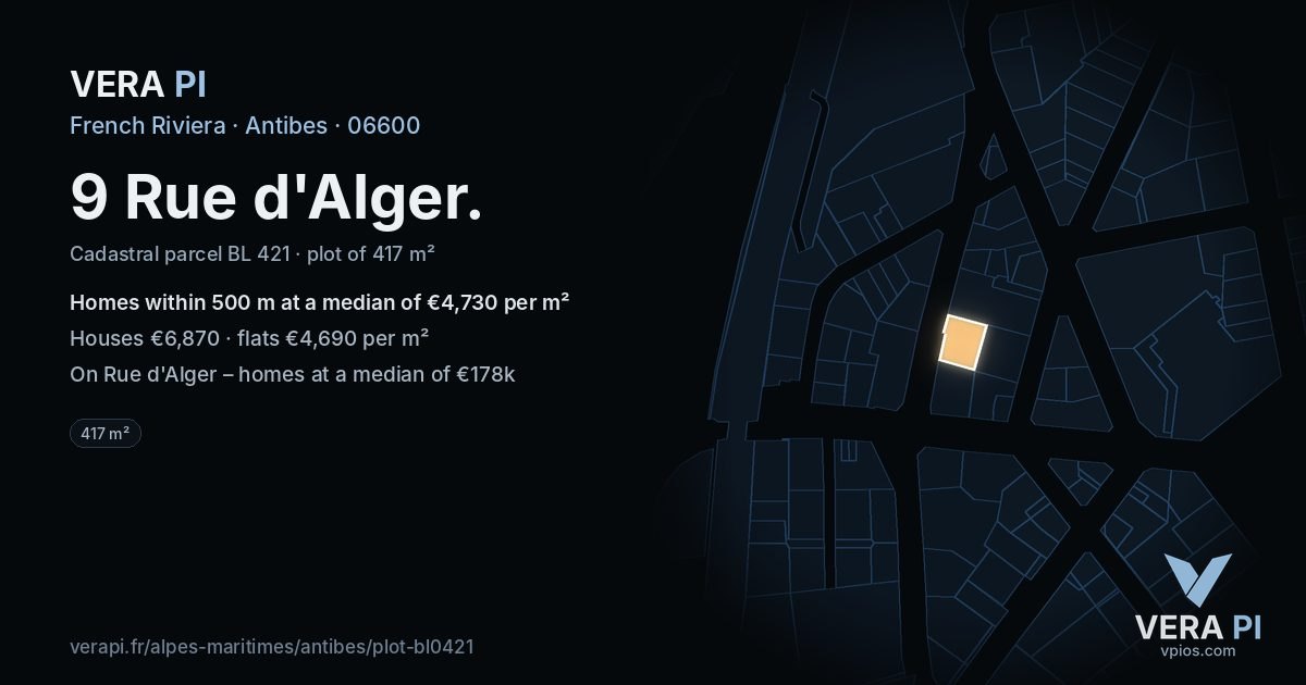 9 Rue d'Alger, Antibes at night – the plot lit, the parcels around coloured by the prices near them