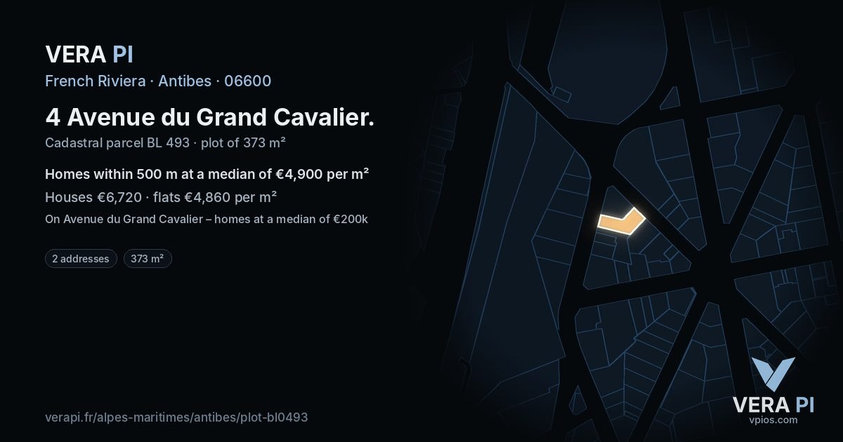 4 Avenue du Grand Cavalier, Antibes at night – the plot lit, the parcels around coloured by the prices near them