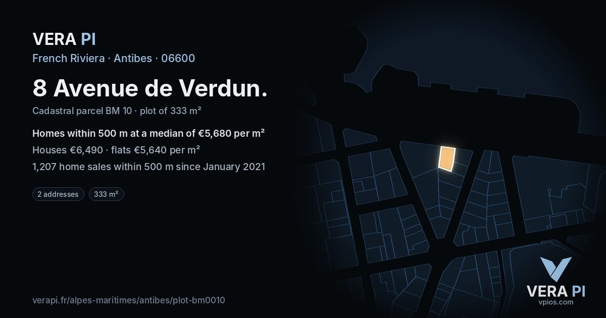 8 Avenue de Verdun, Antibes at night – the plot lit, the parcels around coloured by the prices near them