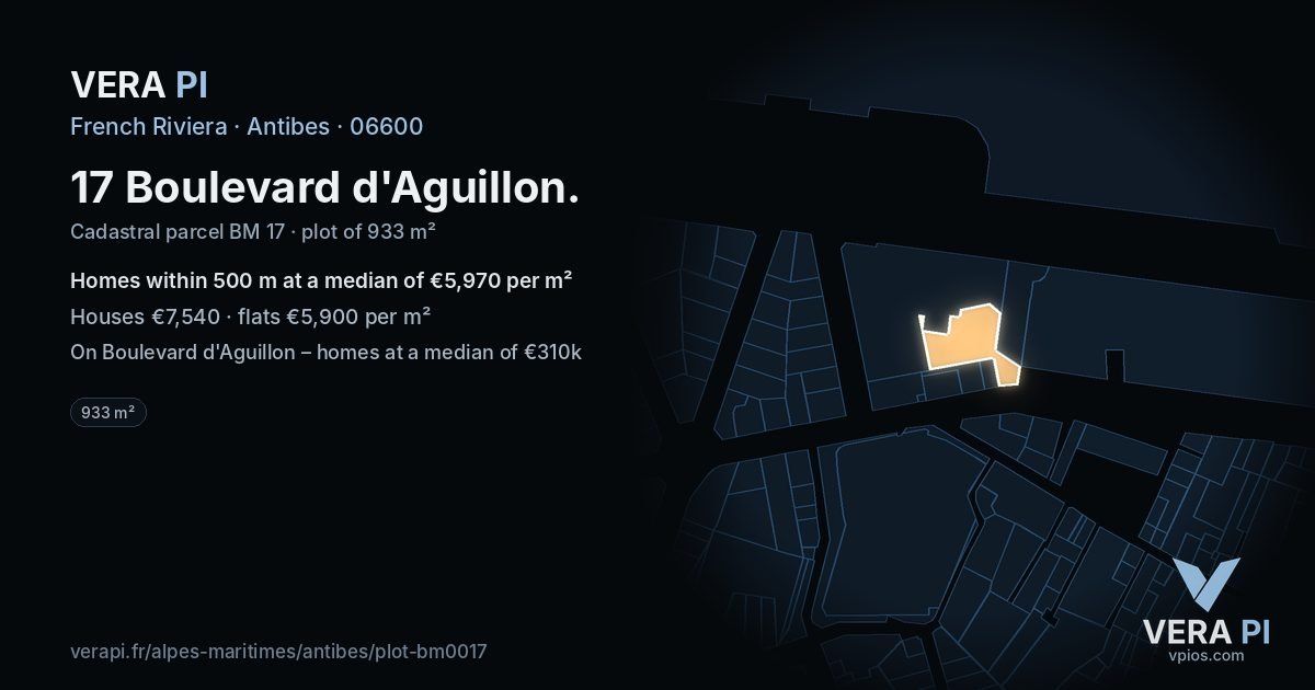 17 Boulevard d'Aguillon, Antibes at night – the plot lit, the parcels around coloured by the prices near them