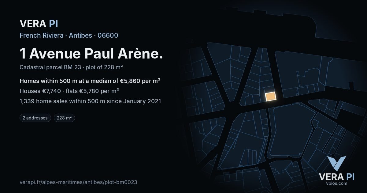 1 Avenue Paul Arène, Antibes at night – the plot lit, the parcels around coloured by the prices near them