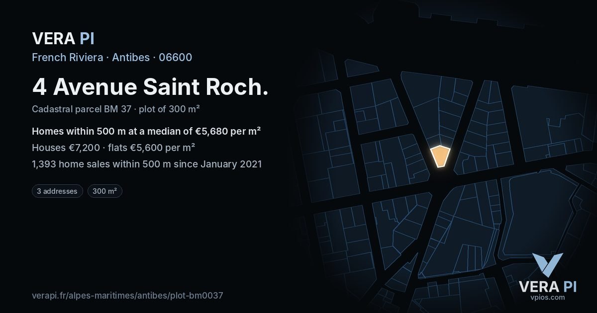 4 Avenue Saint Roch, Antibes at night – the plot lit, the parcels around coloured by the prices near them