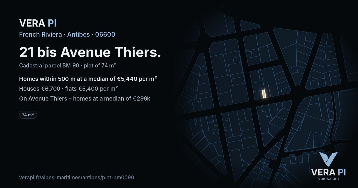 21 bis Avenue Thiers, Antibes at night – the plot lit, the parcels around coloured by the prices near them