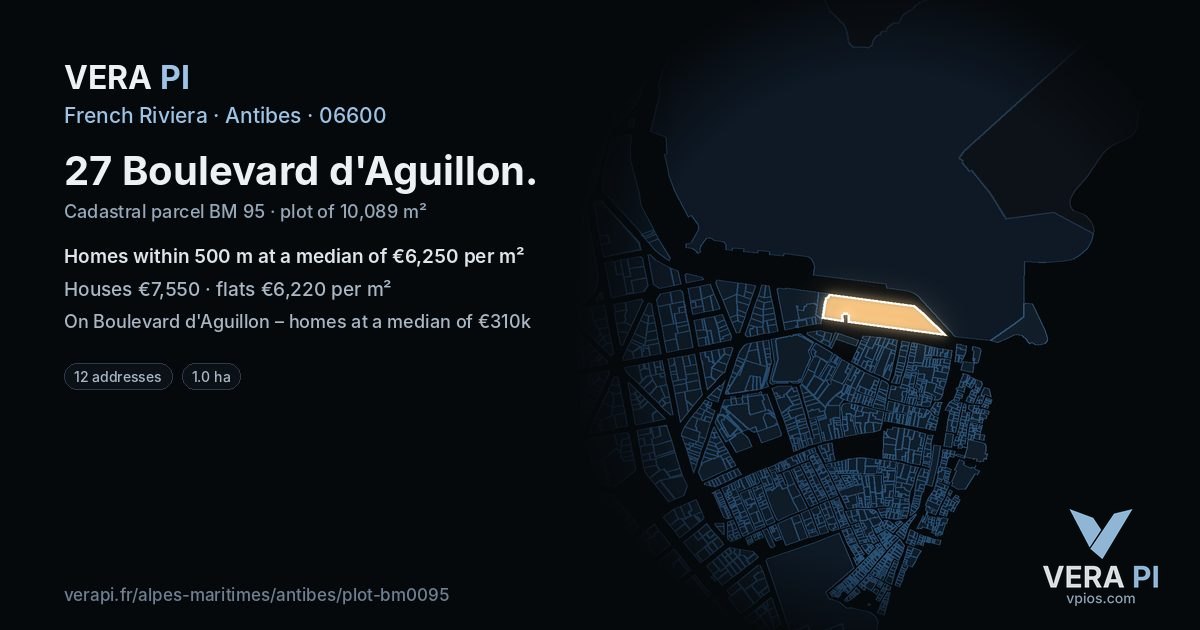 27 Boulevard d'Aguillon, Antibes at night – the plot lit, the parcels around coloured by the prices near them