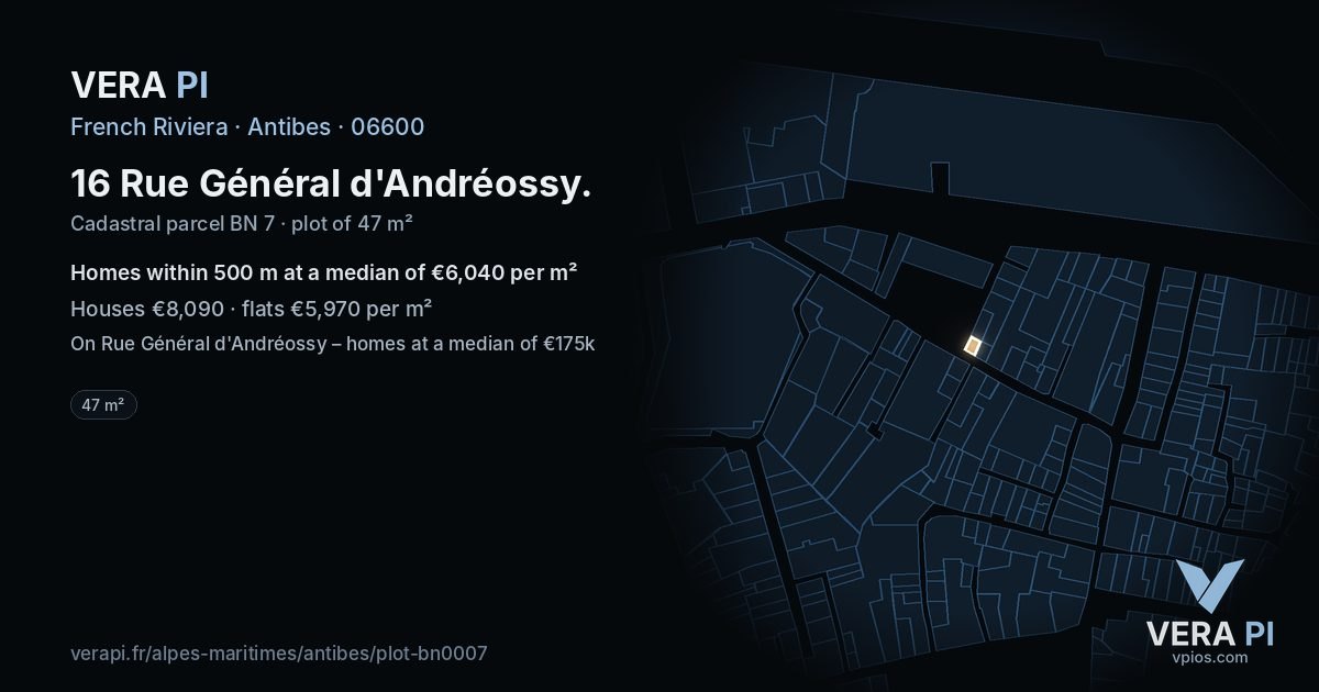 16 Rue Général d'Andréossy, Antibes at night – the plot lit, the parcels around coloured by the prices near them