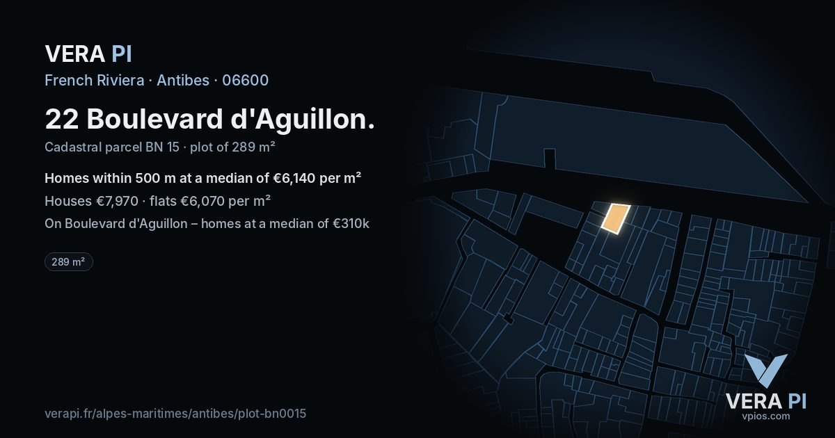 22 Boulevard d'Aguillon, Antibes at night – the plot lit, the parcels around coloured by the prices near them