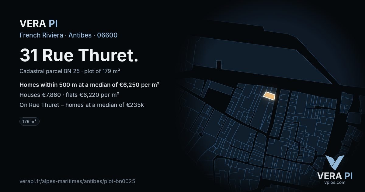 31 Rue Thuret, Antibes at night – the plot lit, the parcels around coloured by the prices near them