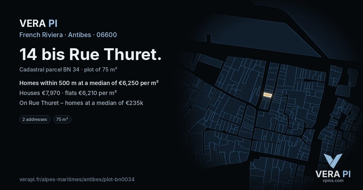 14 bis Rue Thuret, Antibes at night – the plot lit, the parcels around coloured by the prices near them