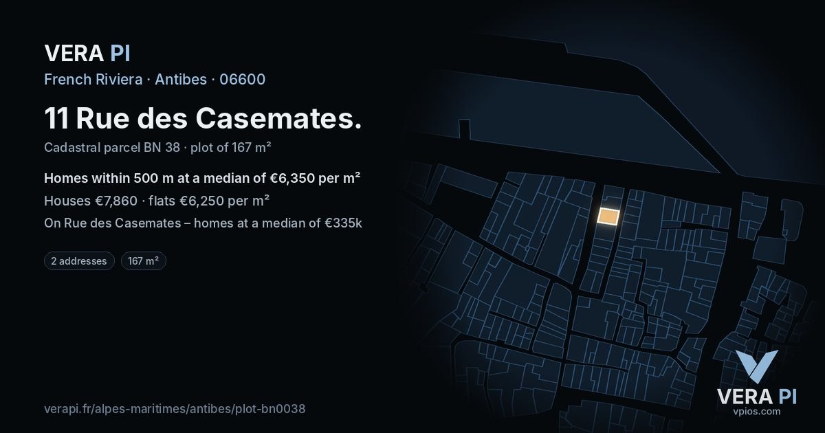 11 Rue des Casemates, Antibes at night – the plot lit, the parcels around coloured by the prices near them
