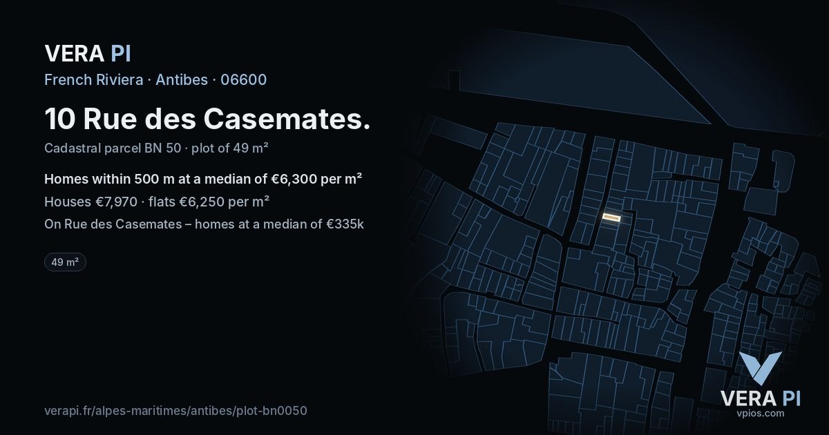 10 Rue des Casemates, Antibes at night – the plot lit, the parcels around coloured by the prices near them
