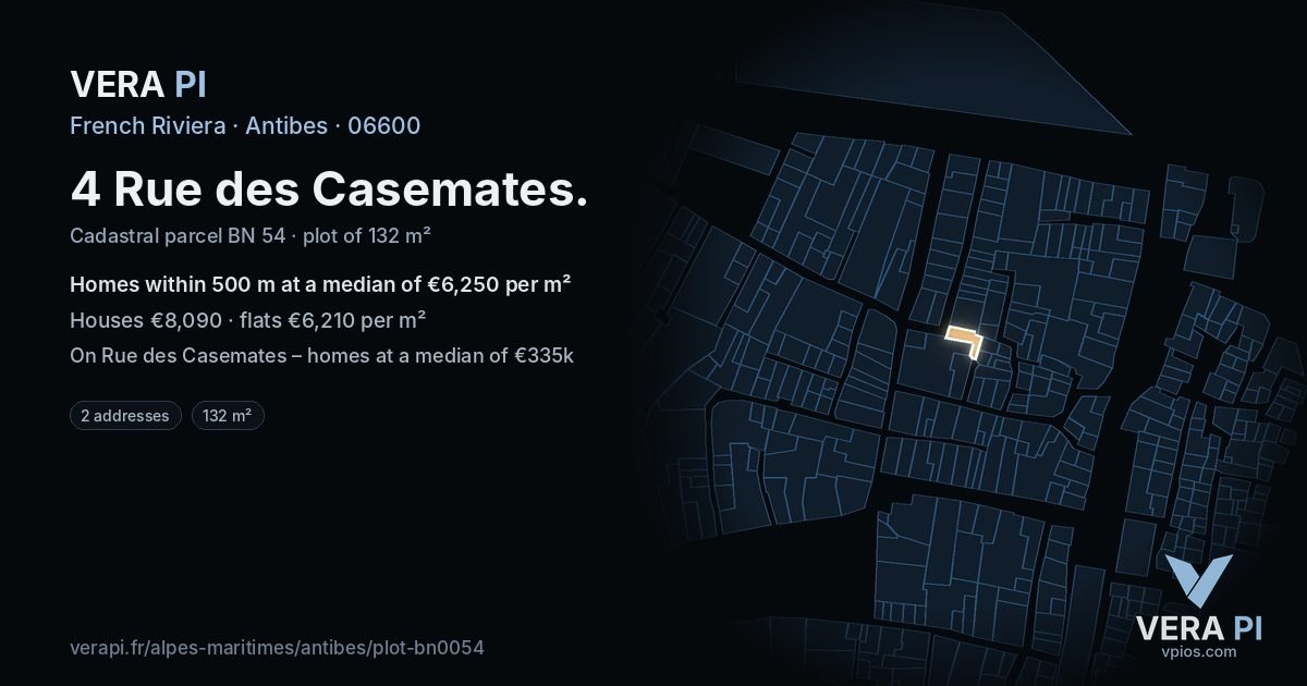 4 Rue des Casemates, Antibes at night – the plot lit, the parcels around coloured by the prices near them
