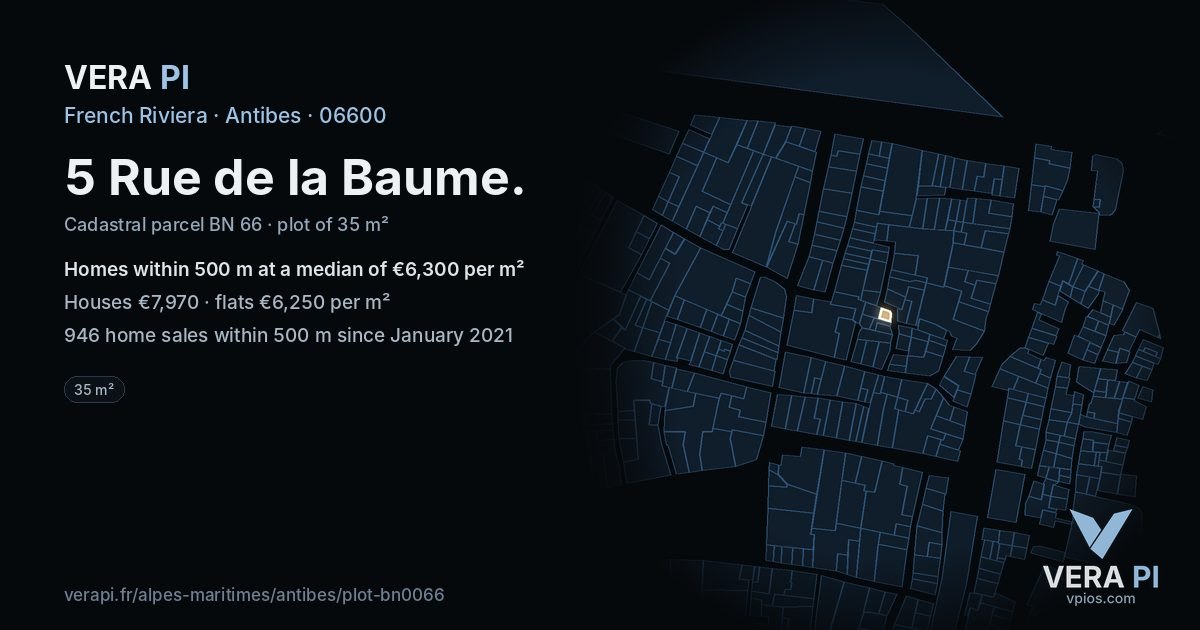 5 Rue de la Baume, Antibes at night – the plot lit, the parcels around coloured by the prices near them
