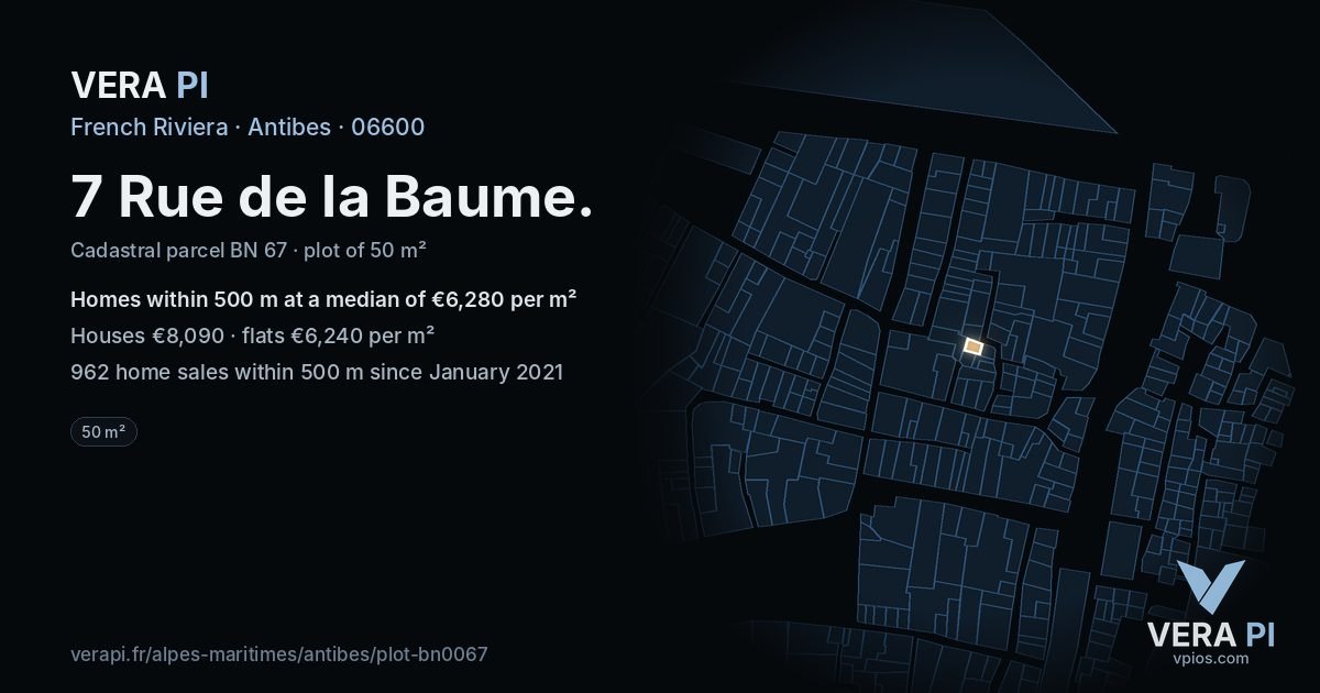 7 Rue de la Baume, Antibes at night – the plot lit, the parcels around coloured by the prices near them
