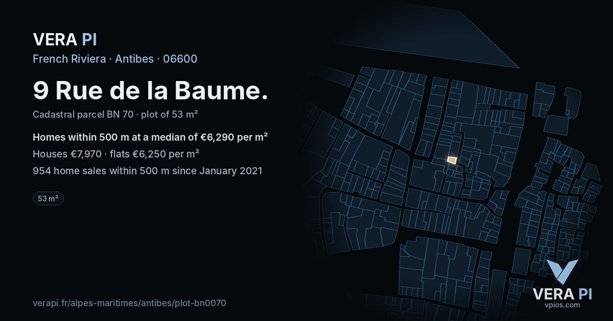 9 Rue de la Baume, Antibes at night – the plot lit, the parcels around coloured by the prices near them
