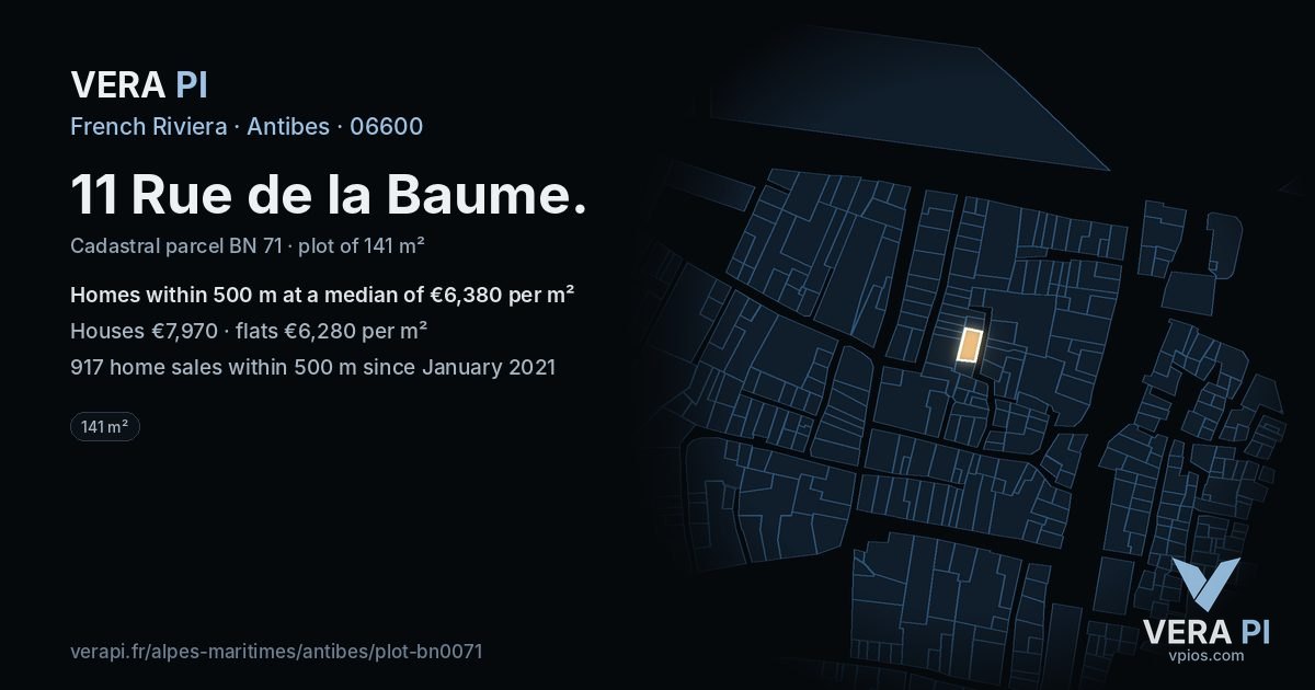 11 Rue de la Baume, Antibes at night – the plot lit, the parcels around coloured by the prices near them