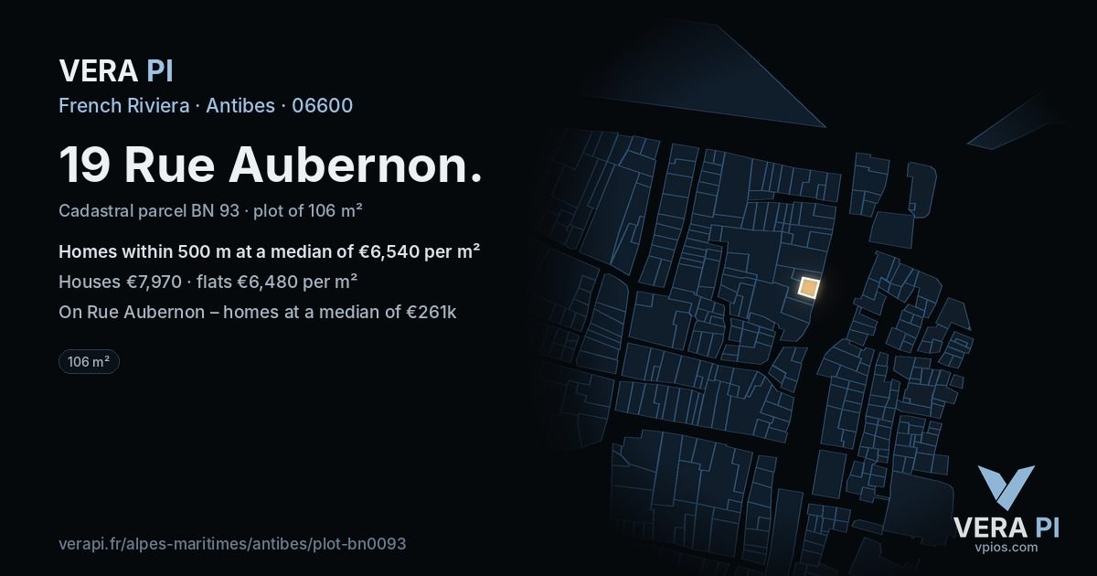 19 Rue Aubernon, Antibes at night – the plot lit, the parcels around coloured by the prices near them