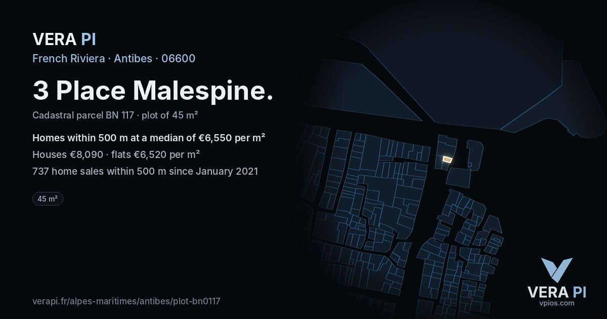 3 Place Malespine, Antibes at night – the plot lit, the parcels around coloured by the prices near them