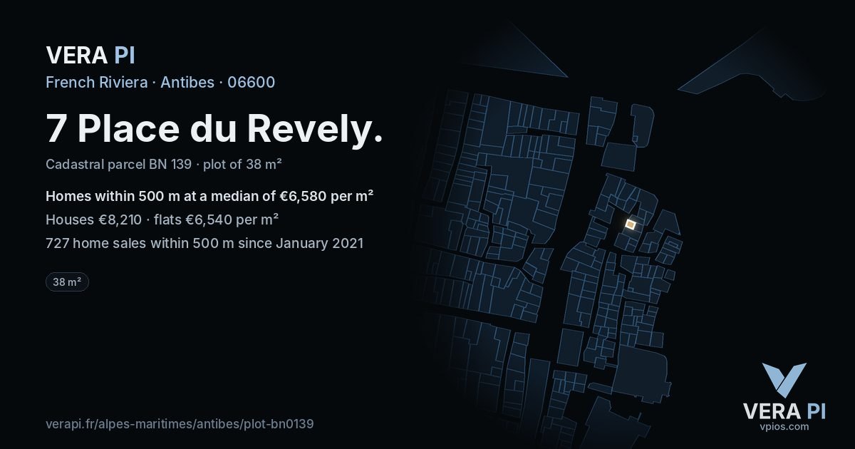 7 Place du Revely, Antibes at night – the plot lit, the parcels around coloured by the prices near them