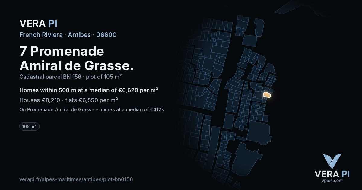 7 Promenade Amiral de Grasse, Antibes at night – the plot lit, the parcels around coloured by the prices near them