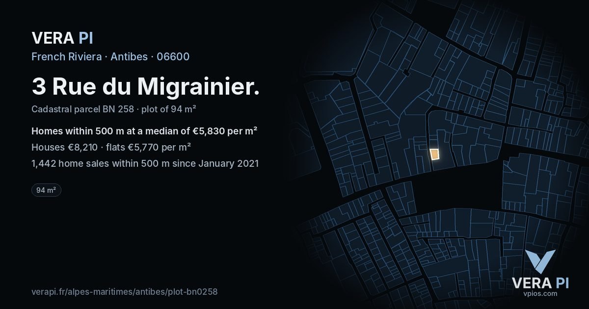 3 Rue du Migrainier, Antibes at night – the plot lit, the parcels around coloured by the prices near them