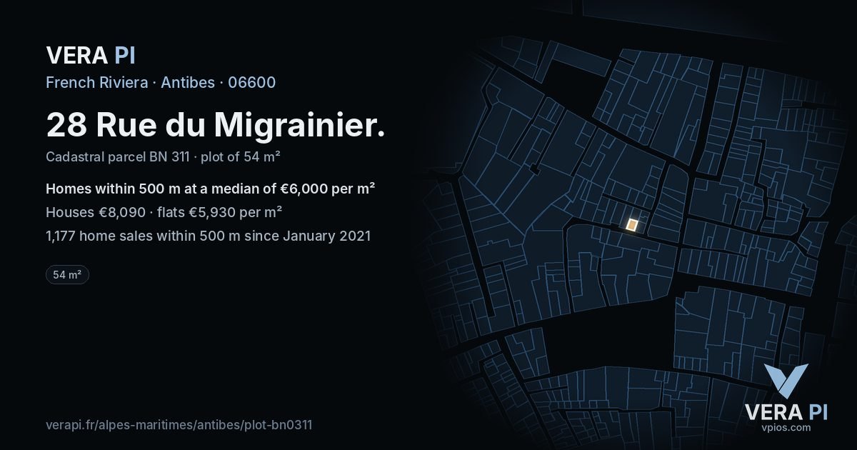 28 Rue du Migrainier, Antibes at night – the plot lit, the parcels around coloured by the prices near them