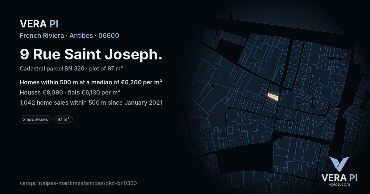 9 Rue Saint Joseph, Antibes at night – the plot lit, the parcels around coloured by the prices near them