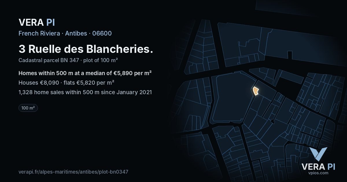 3 Ruelle des Blancheries, Antibes at night – the plot lit, the parcels around coloured by the prices near them