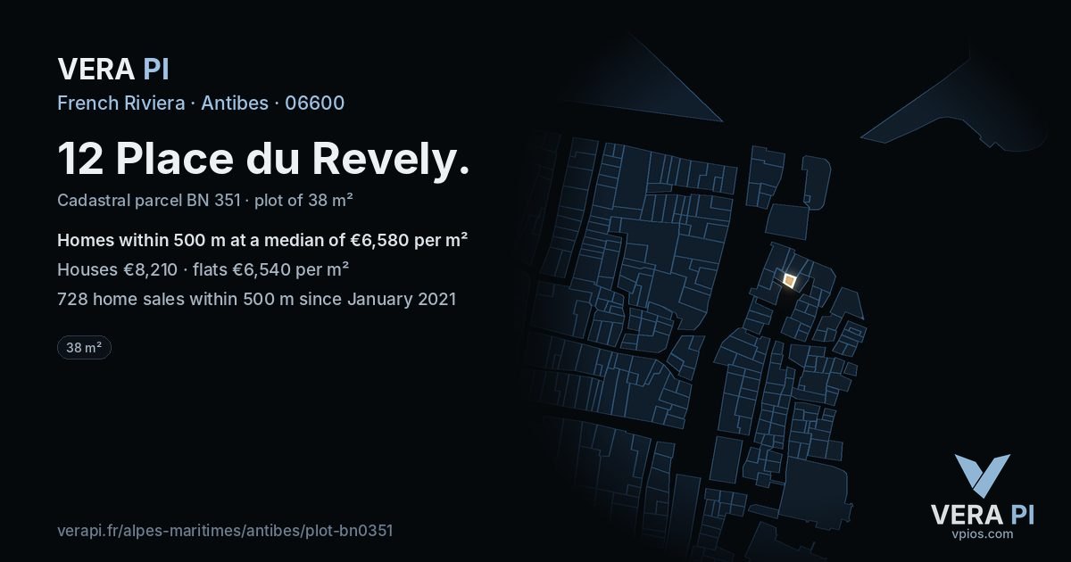 12 Place du Revely, Antibes at night – the plot lit, the parcels around coloured by the prices near them